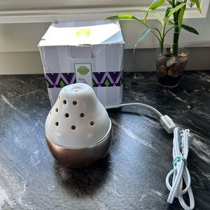 Scentsy Pear Shaped Electric Wax Warmer